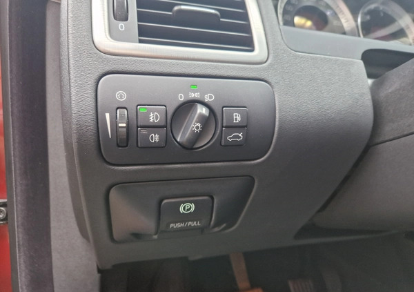 Volvo V70 cena 38000 przebieg: 244000, rok produkcji 2010 z Siedlce małe 704